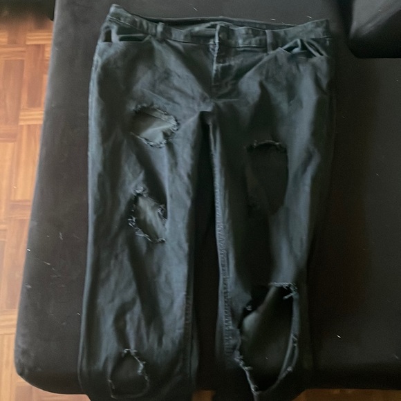 Black ripped denim jeans - Picture 1 of 1